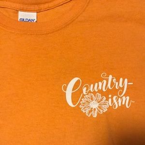 Women’s Gildan T-shirt